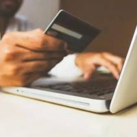 Estos son los mensajes que usan los ciberdelincuentes para clonar tarjetas