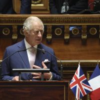 El rey Carlos III elogia en París la "vital" relación de Francia y Gran Bretaña