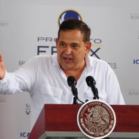 Alonso Ancira deja la presidencia de Altos Hornos de México