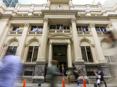 El Tesoro pagó un fuerte vencimiento con el FMI y cayeron las reservas