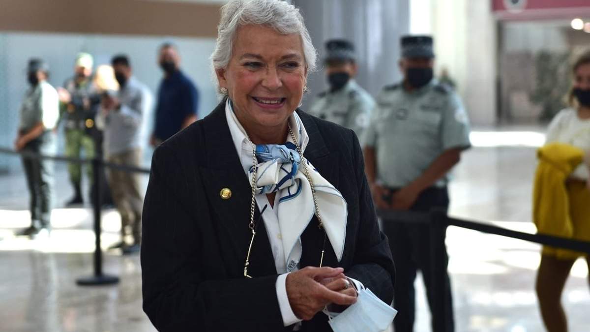 La senadora Olga Sánchez Cordero en la inauguración del AIFA