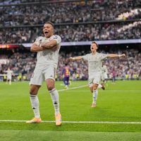 Mbappé y Bellingham anotaron en la victoria del Real Madrid 2-1 ante el Barcelona