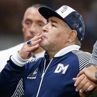 Estaba en su mesa de noche: lo que encontró Verónica Ojeda junto a Maradona en una visita