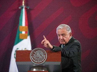 Presidencia amaga a la Suprema Corte con una propuesta inviable