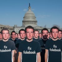 El doble juego de Facebook y Google en México