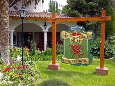 Chubut: cómo es la emblemática casa de té en Gaiman que visitó Lady Di