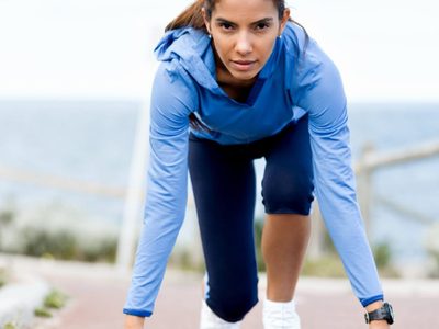 Frío, no te tenemos miedo: 5 ejercicios fáciles y súper efectivos para hacer en casa si te da fiaca ir al gimnasio