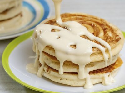 Transformá la hora del mate y prepará estos waffles de roll de canela, fáciles e irresistibles