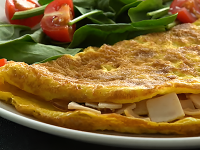 Omelette Soufflé: con solo 2 huevos y queso, prepará la receta más deliciosa y rápida