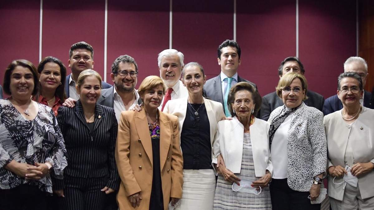 La jefa de Gobierno en la reunión con los legisladores