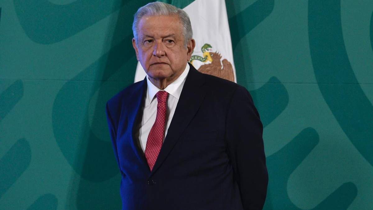 AMLO pidió sustituir el consumo elevado de bebidas industrializadas que se caracterizan por el exceso de calorías