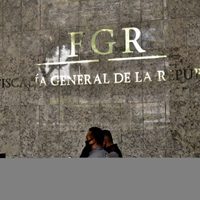 Denunciarán en FGR rayones a pinturas rupestres en cueva de Mitla