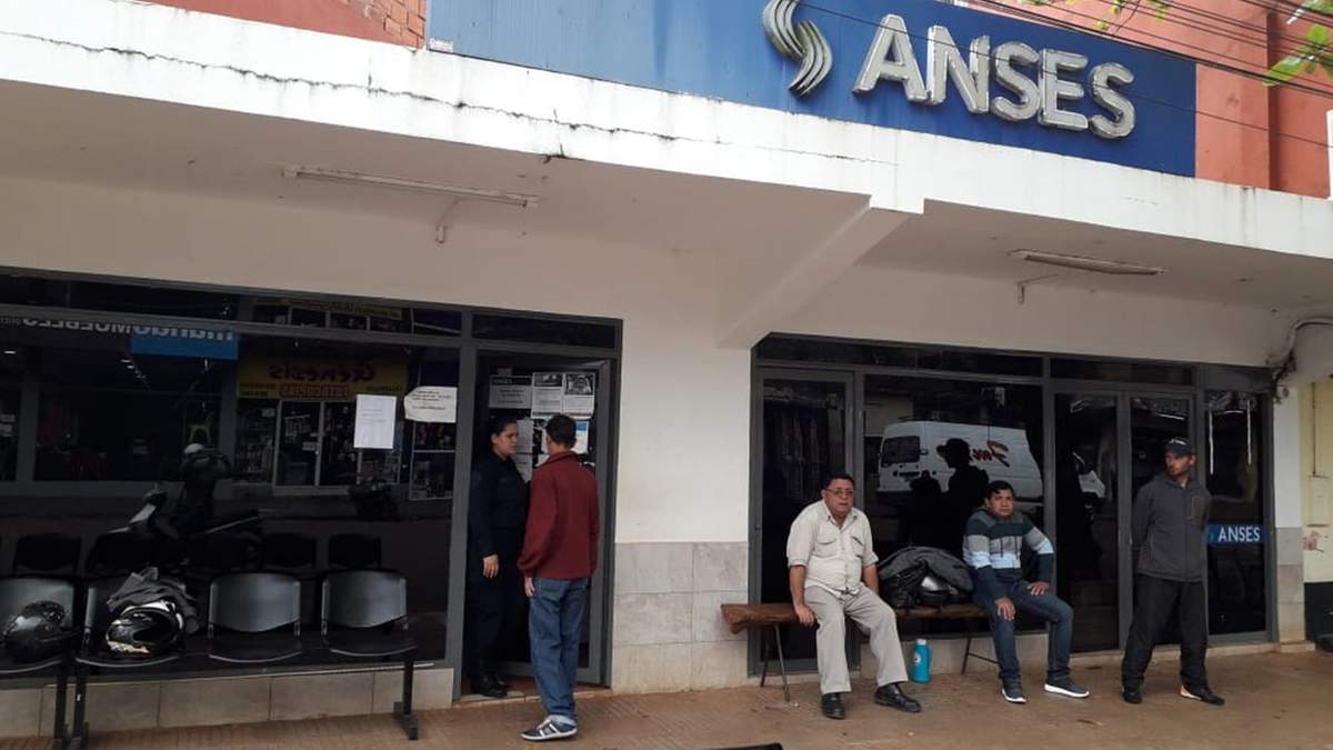 Dependencia de la ANSES. Fuente: (Twitter)