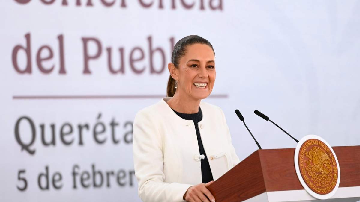 La presidenta durante la conferencia matutina que se realizó desde Querétaro