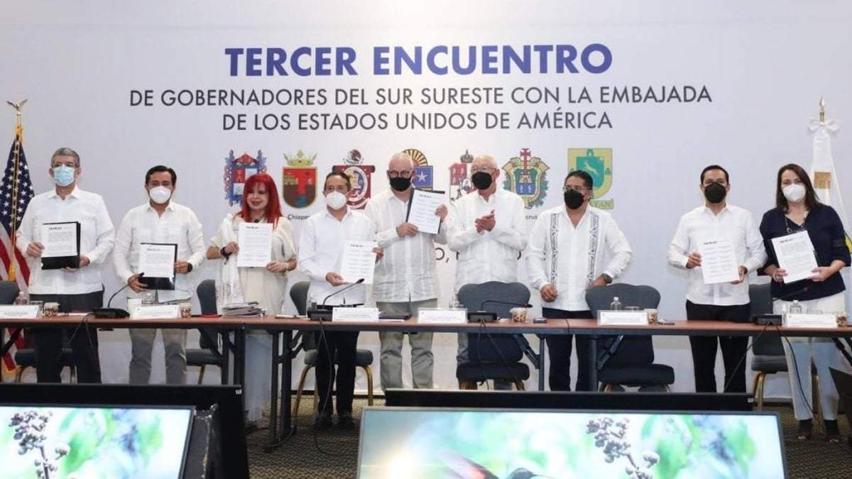 El embajador Ken Salazar con los gobernadores de Campeche, Yucatán, Tabasco y Quintana Roo