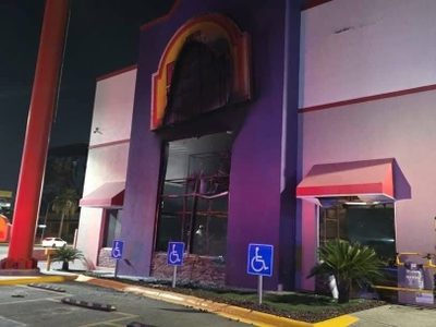 Suman cinco ataques a restaurantes del Pollo Loco en Nuevo León; autoridades descartan extorsión