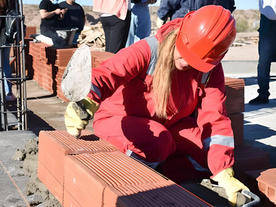 Capacitaron a 20 mujeres para la construcción de viviendas en Neuquén