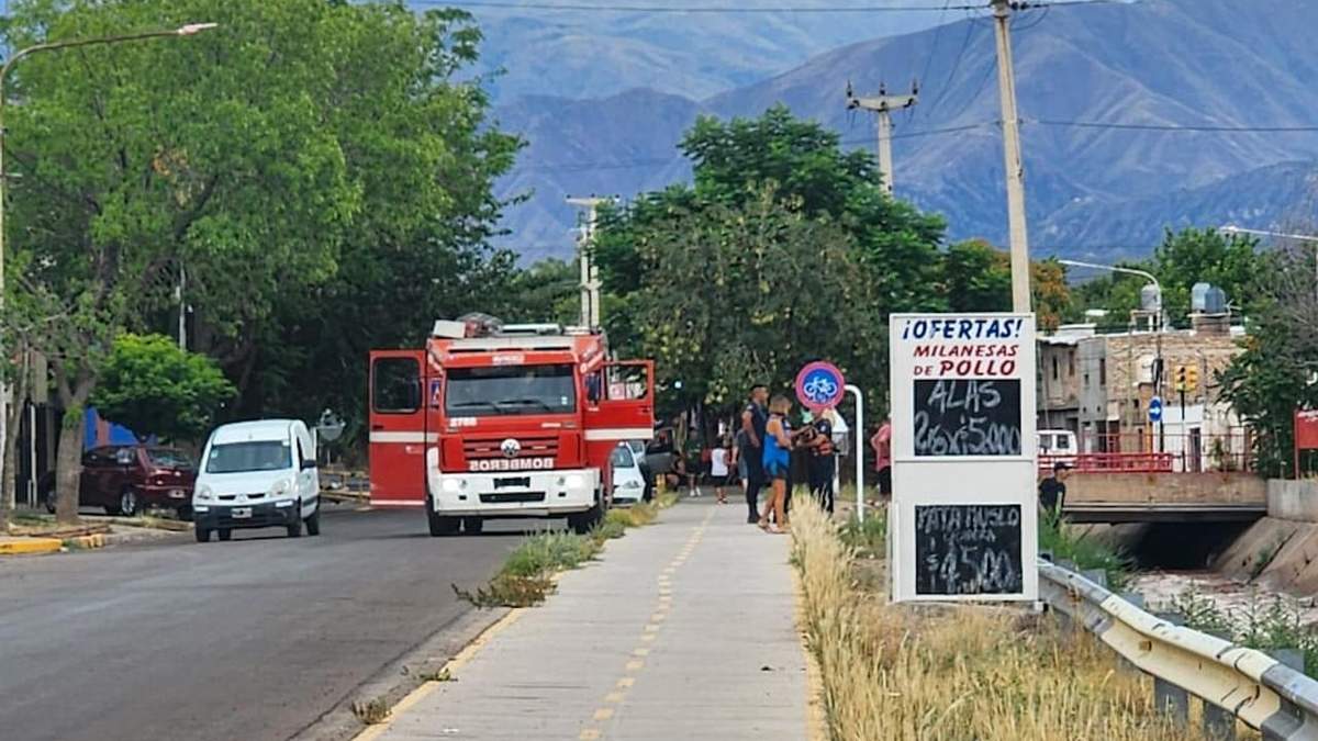 Una mujer que vivía en el Zanjón de los Ciruelos fue arrastrada por la corriente