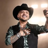 Christian Nodal se consagra en su primer Auditorio Nacional; dará tres fechas más