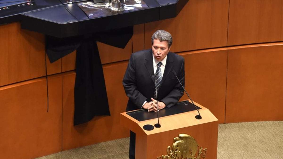 El senador Ricardo Monreal