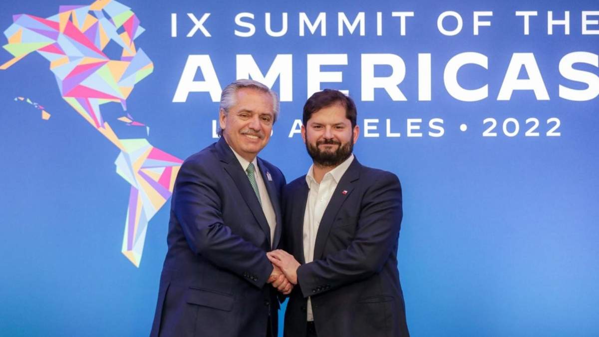 Alberto Fernández y Gabriel Boric. Fuente: (Twitter).