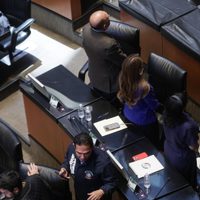 Opositores dan la espalda a la Mesa Directiva en la Comisión Permanente