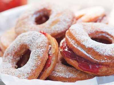 Donas rellenas: tentate con esta receta fácil de hacer que es un mil para acompañar el café o el mate
