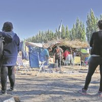 Brutal desalojo en Río Negro: fue sin orden judicial y hay detenidos