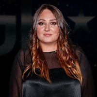 Rocío Flores luce irreconocible con el cambio de estilo más dramático que se ha hecho: los resultado
