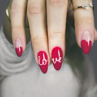 Tus uñas pueden verse más lindas sin exagerar: descubrí los 10 colores naturales que hacen la diferencia en tu manicura