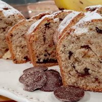 Budín de chocolate, banana y nueces: jugoso y totalmente esponjoso para acompañar con el mate