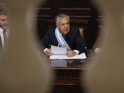 Sagasti denunció a Cornejo por malversación de fondos públicos