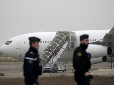 Investigan red de tráfico de personas que presuntamente lleva migrantes de India a EU