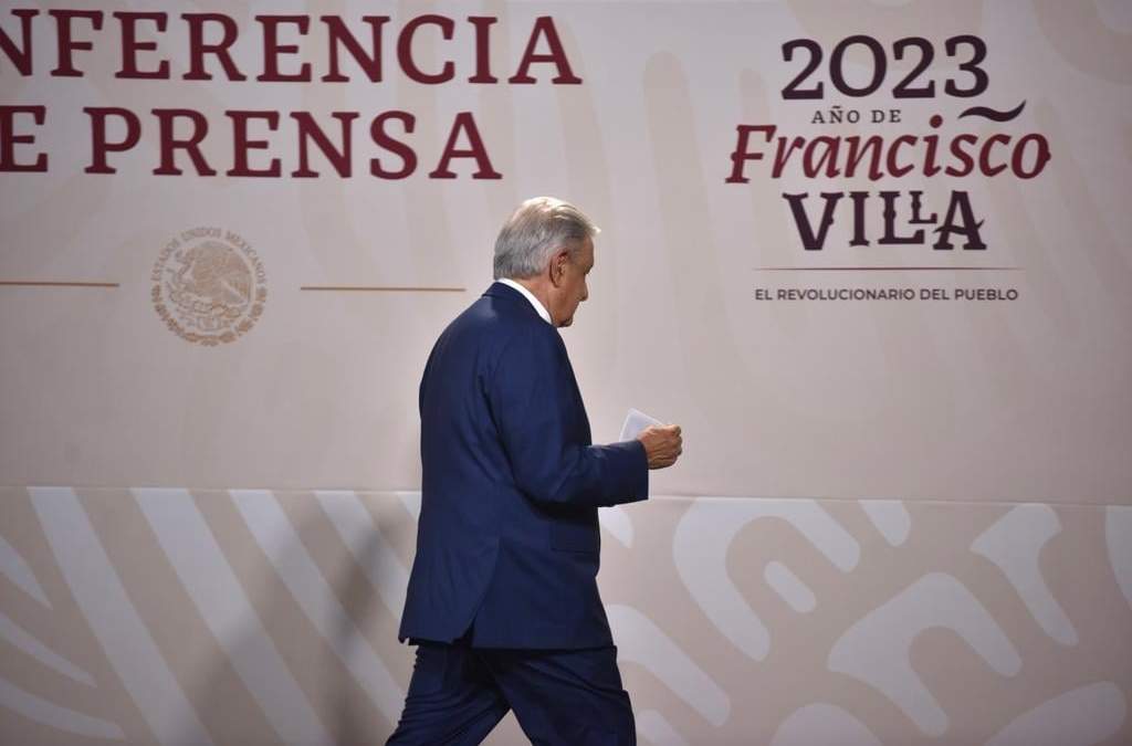 “Cada quien tiene su propia concepción; yo sostengo que los seres humanos no nacemos malos, hay quienes piensan que hay personas que nacen con la maldad, yo digo que no, son las circunstancias", explicó López Obrador.