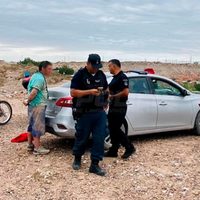 Detuvieron a una pareja que circulaba en la Meseta con un auto robado