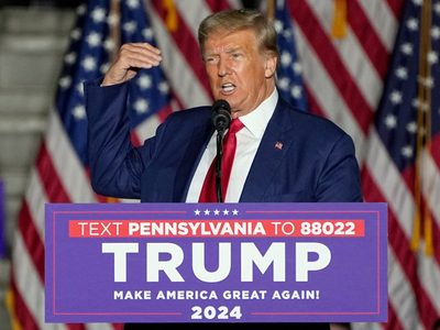 Planes de Trump si regresa a la Casa Blanca incluyen aranceles, deportaciones y despidos masivos
