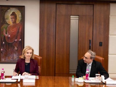 Reino Unido da a Francia 48 horas para resolver disputa pesquera o tomará medidas legales