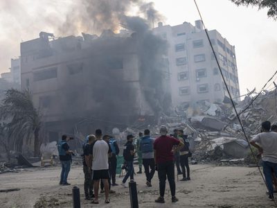 Bombardeos entre Israel y Hamás han matado a 34 reporteros