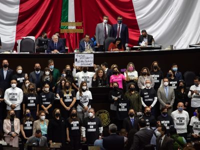 Diputados aprueban que el INE no intervenga en la devolución de dinero de partidos políticos