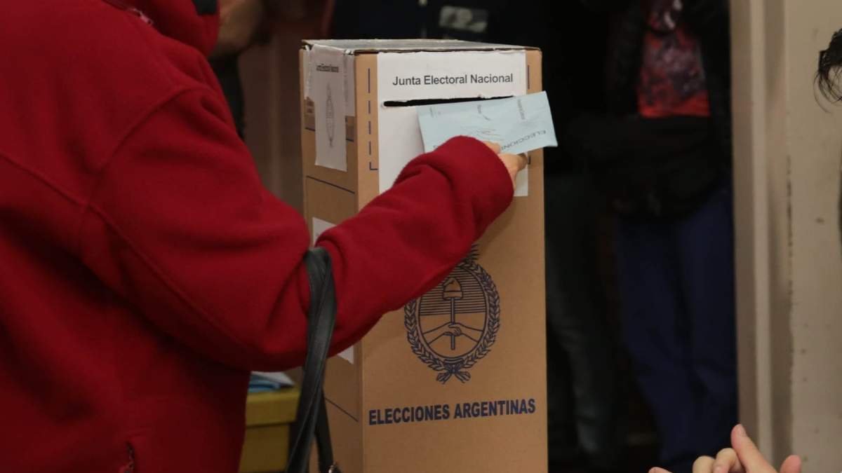 Las elecciones generales se celebrarán el 14 de noviembre. Fuente: (Twitter)