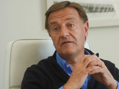 Cuarentena en Mendoza: con qué condiciona Suárez a la Nación para que firme el decreto