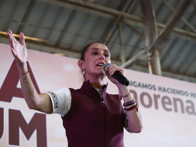 Sheinbaum desmiente a Sanjuana Martínez: “es falso” que se pidiera dinero de Notimex para la campaña