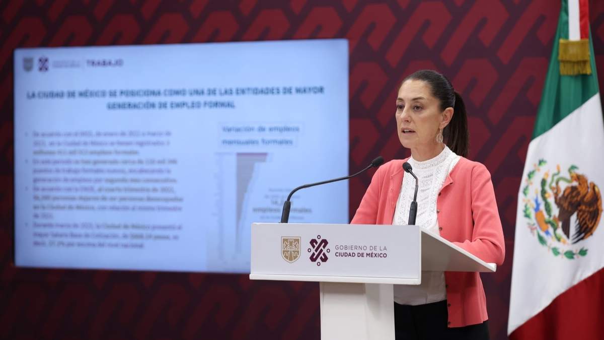 Conferencia de Claudia Shienbaum