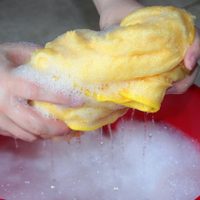 Cómo quitar las manchas de humedad de las paredes con solo un elemento