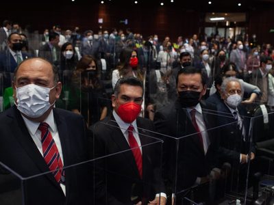 Alianza opositora en el Congreso lanza advertencias a Morena y a AMLO