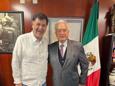 “Me visitó un patriota”, dice Fernández Noroña tras recibir a Manuel Bartlett