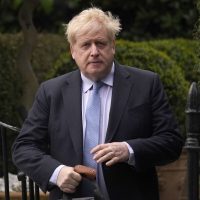 Boris Johnson es interrogado sobre fiestas durante Covid