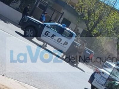 Una mujer hirió de un balazo a un policía durante una persecución en Cutral Co