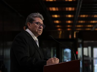 Diputados analizarán opiniones sobre Ley de Amparo, entre ellas la de Arturo Zaldívar: Monreal