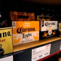 Volvió la cerveza a las góndolas en México, pero dicen que tiene feo gusto
